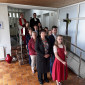 Einzug in die Auferstehungskirche